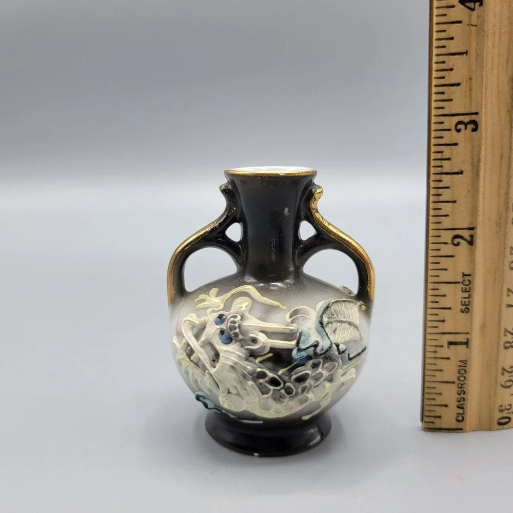 Vtg Dragonware Moriage Japanese Hand Painted Mini Vase Japan Dragon Gold Accent
